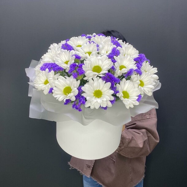 Коробка сборная, артикул F1194702 - 3890 рублей, доставка по городу. Flawery - доставка цветов