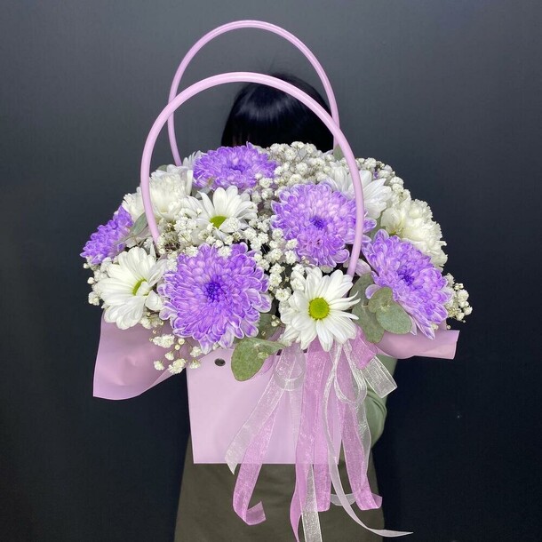 Коробка сборная, артикул F1215581 - 3590 рублей, доставка по городу. Flawery - доставка цветов