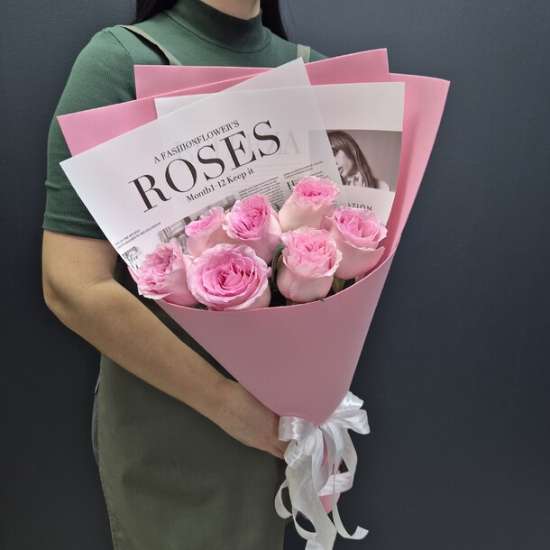 Букет из 7 розовых роз, артикул F1380671 - 3690 рублей, доставка по городу. Flawery - доставка цветов