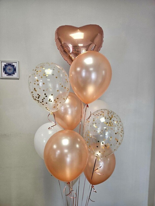 Сет шаров розовое золото, артикул F1329581 - 3200 рублей, доставка по городу. Flawery - доставка цветов