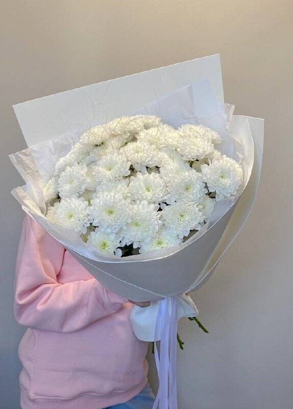 Букет 9 хризантем, артикул F1330473 - 6000 рублей, доставка по городу. Flawery - доставка цветов