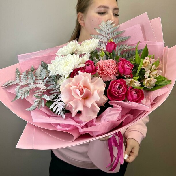 Букет «яркие чувства», артикул F1405691 - 4818 рублей, доставка по городу. Flawery - доставка цветов