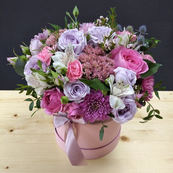 Коробочка для нее, артикул F102387 - 4900 рублей, доставка по городу. Flawery - доставка цветов