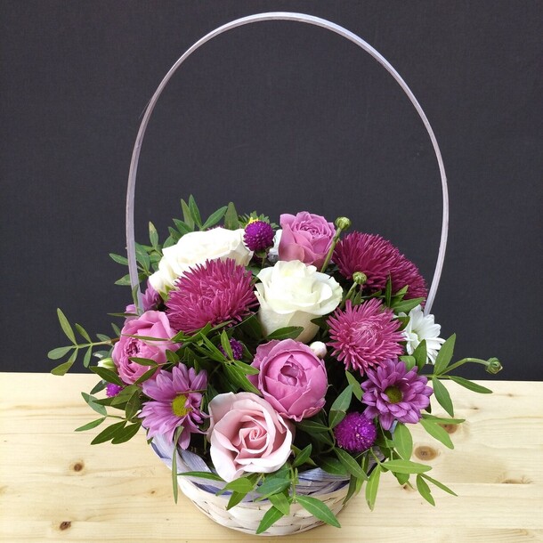 Корзинка "лесная", артикул F102389 - 2800 рублей, доставка по городу. Flawery - доставка цветов