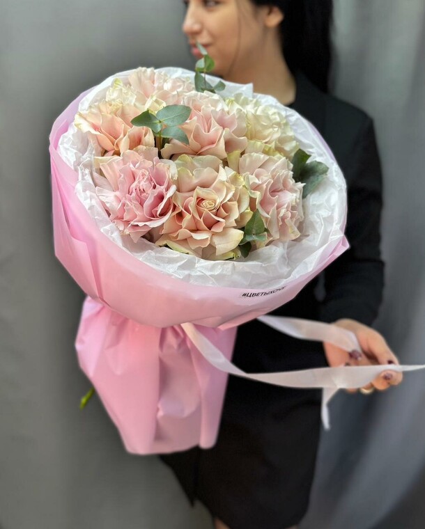 Букет французских роз, артикул F1491129 - 4200 рублей, доставка по городу. Flawery - доставка цветов