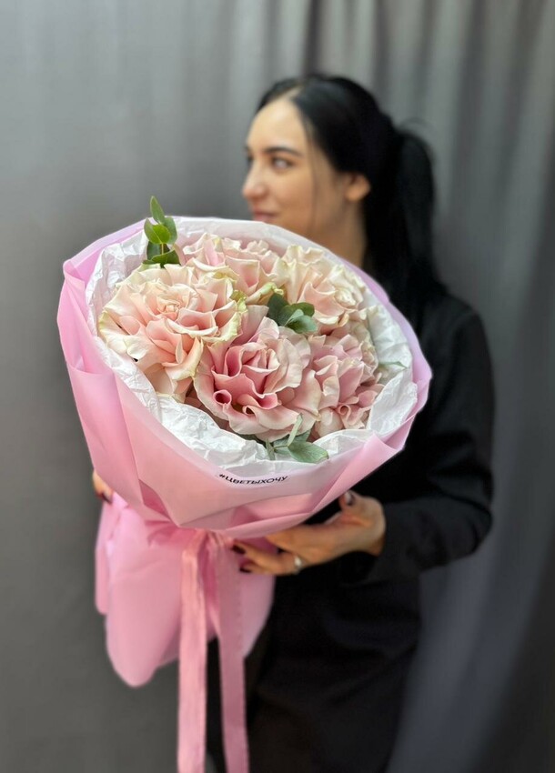 Букет французских роз, артикул F1491138 - 3250 рублей, доставка по городу. Flawery - доставка цветов