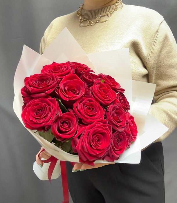 Red, артикул F69327 - 5000 рублей, доставка по городу. Flawery - доставка цветов