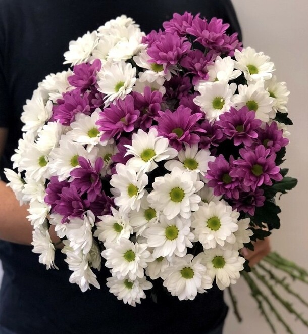 Букетище, артикул F69662 - 5950 рублей, доставка по городу. Flawery - доставка цветов