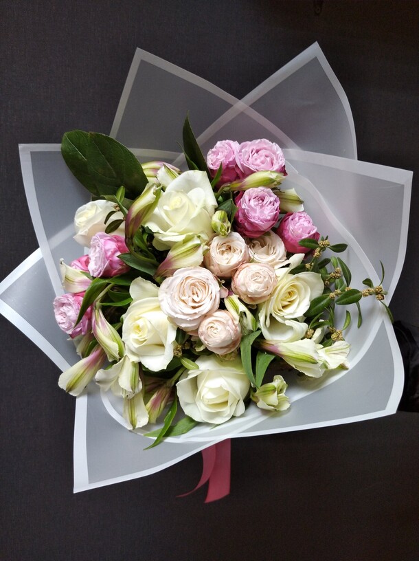 Сюрприз, артикул F79782 - 4500 рублей, доставка по городу. Flawery - доставка цветов