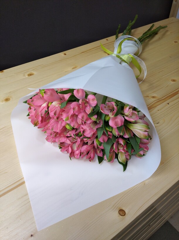 Бабочки, артикул F86749 - 2700 рублей, доставка по городу. Flawery - доставка цветов