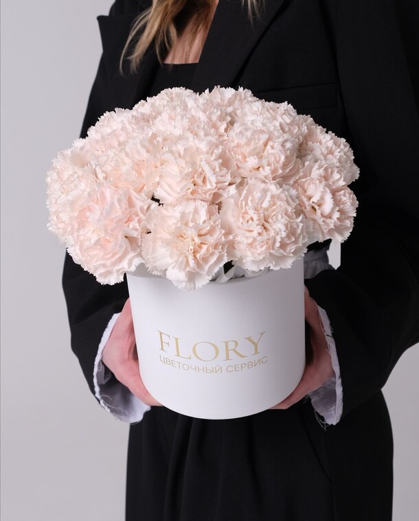 Коробка диантусов, артикул F1271873 - 7319 рублей, доставка по городу. Flawery - доставка цветов