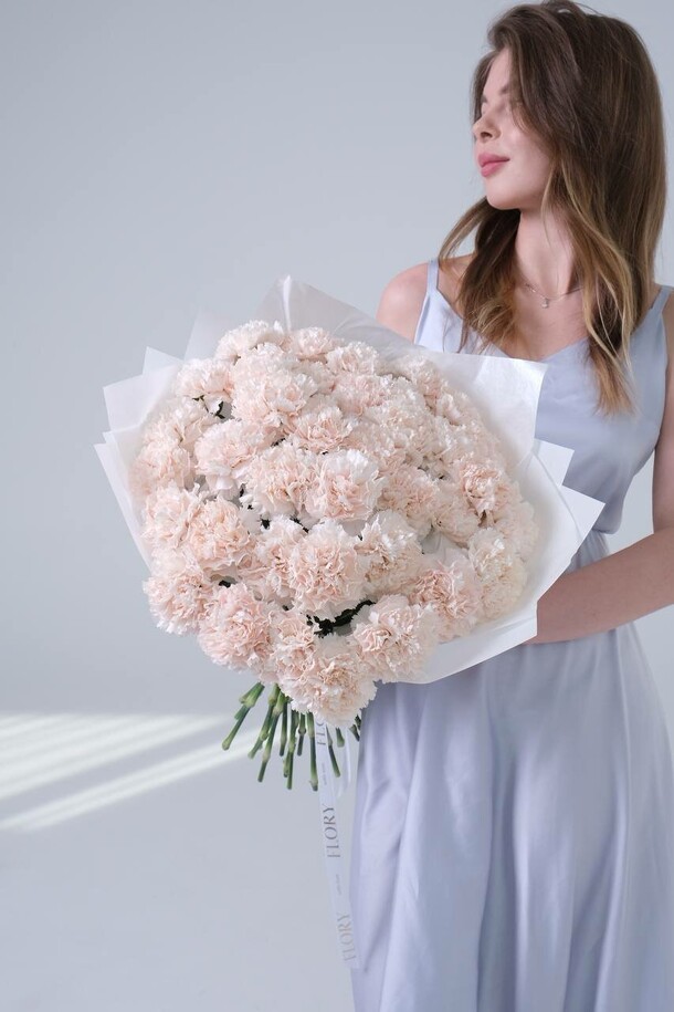 Букет диантусов, артикул F1282744 - 12005 рублей, доставка по городу. Flawery - доставка цветов