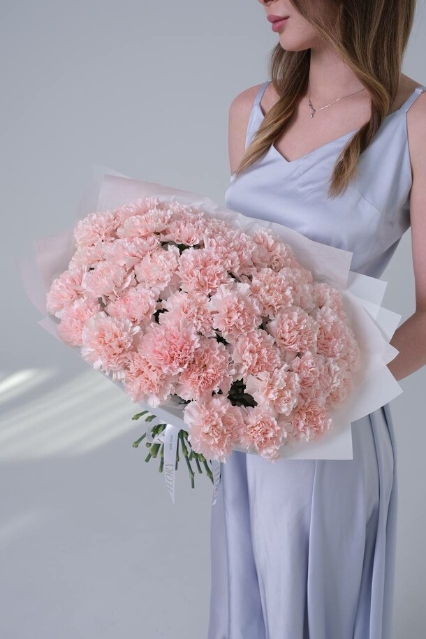 Букет диантусов, артикул F1282746 - 12005 рублей, доставка по городу. Flawery - доставка цветов