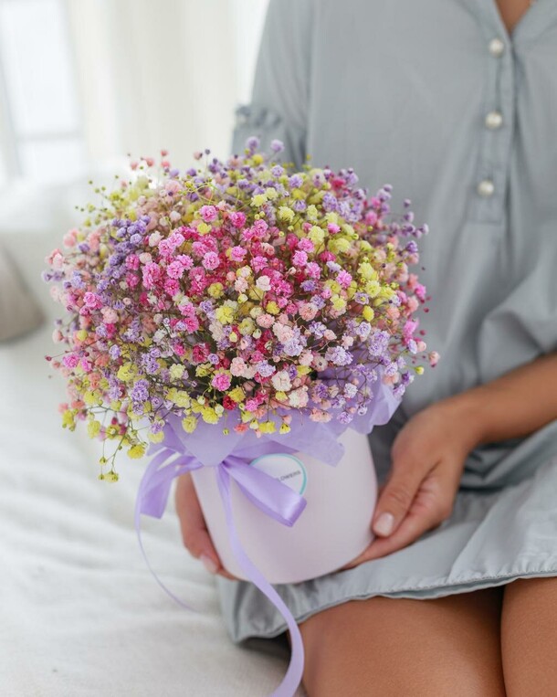 Ягодное лукошко из гипсофилы, артикул F1399521 - 2400 рублей, доставка по городу. Flawery - доставка цветов