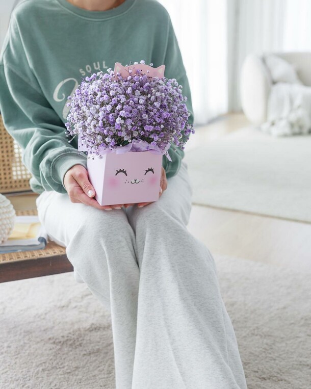 Сиреневый котик из гипсофилы, артикул F1399534 - 2400 рублей, доставка по городу. Flawery - доставка цветов