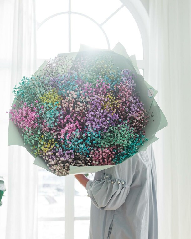 Радужный гигант из гипсофилы, артикул F1399753 - 12000 рублей, доставка по городу. Flawery - доставка цветов