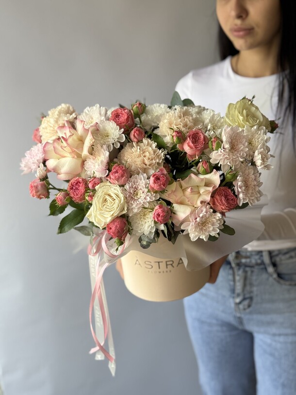 Композиция моника, артикул F1453382 - 5750 рублей, доставка по городу. Flawery - доставка цветов