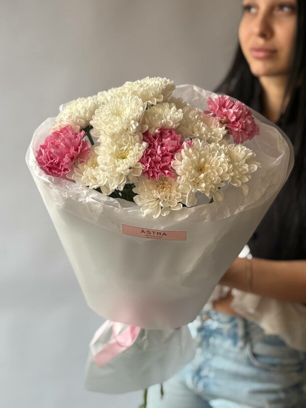 Букет для школьника, артикул F1456295 - 2350 рублей, доставка по городу. Flawery - доставка цветов