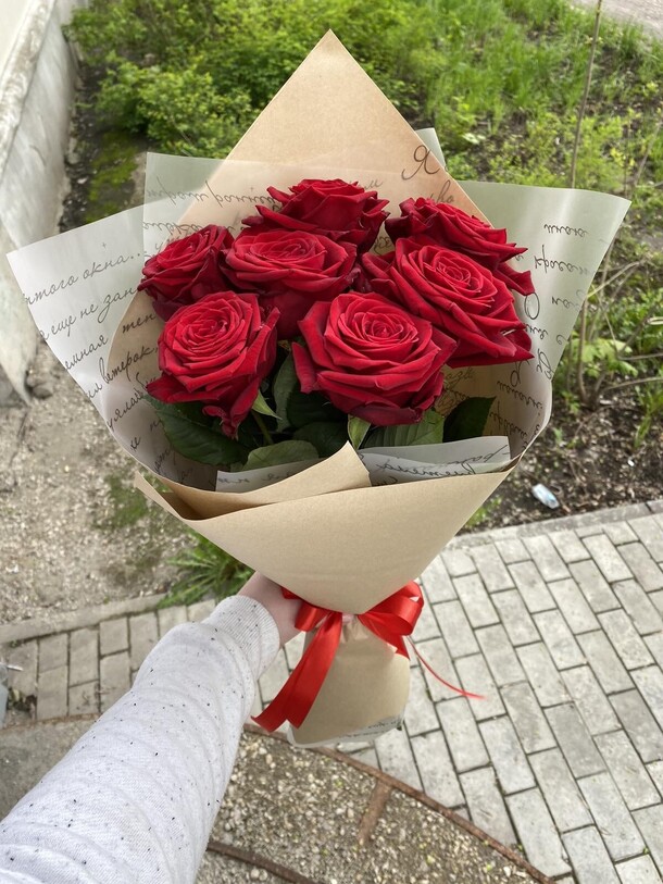 Букет селяви, артикул F102092 - 2690 рублей, доставка по городу. Flawery - доставка цветов