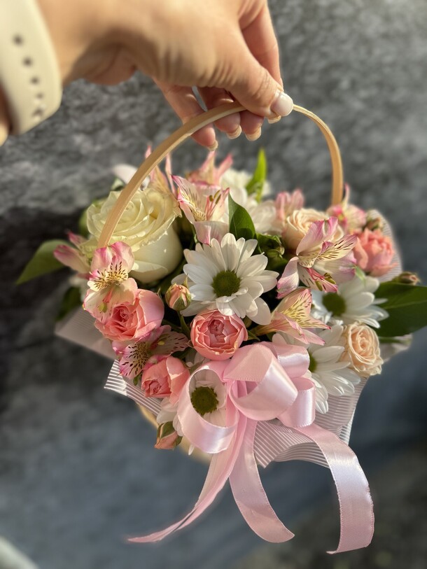 Композиция « милый подарок», артикул F1284340 - 2990 рублей, доставка по городу. Flawery - доставка цветов