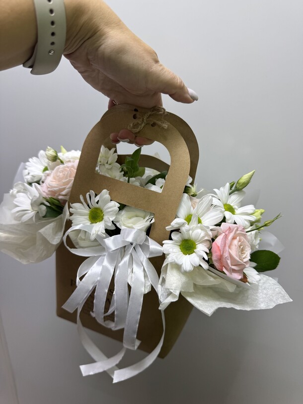 Композиция «гармония», артикул F1378008 - 2790 рублей, доставка по городу. Flawery - доставка цветов