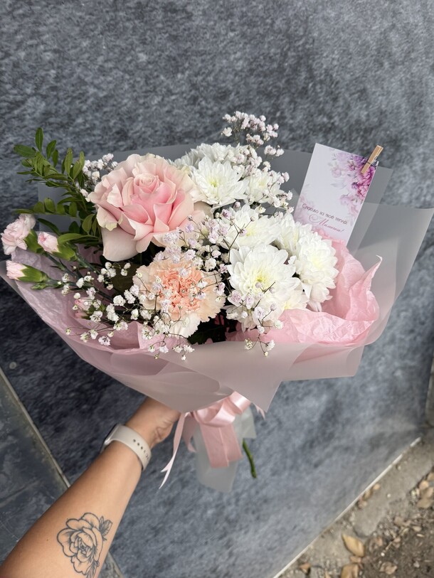 Букет « любовь мамы», артикул F1494568 - 2850 рублей, доставка по городу. Flawery - доставка цветов