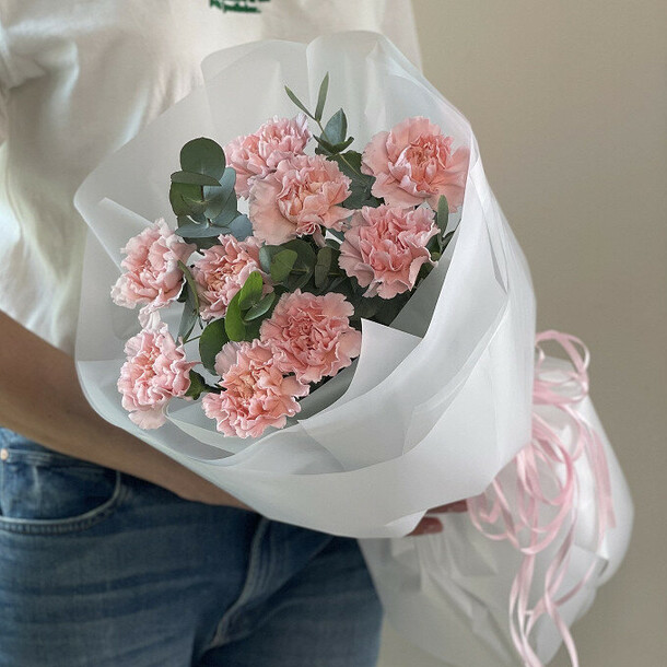 Нежные диантусы, артикул F1240442 - 3990 рублей, доставка по городу. Flawery - доставка цветов