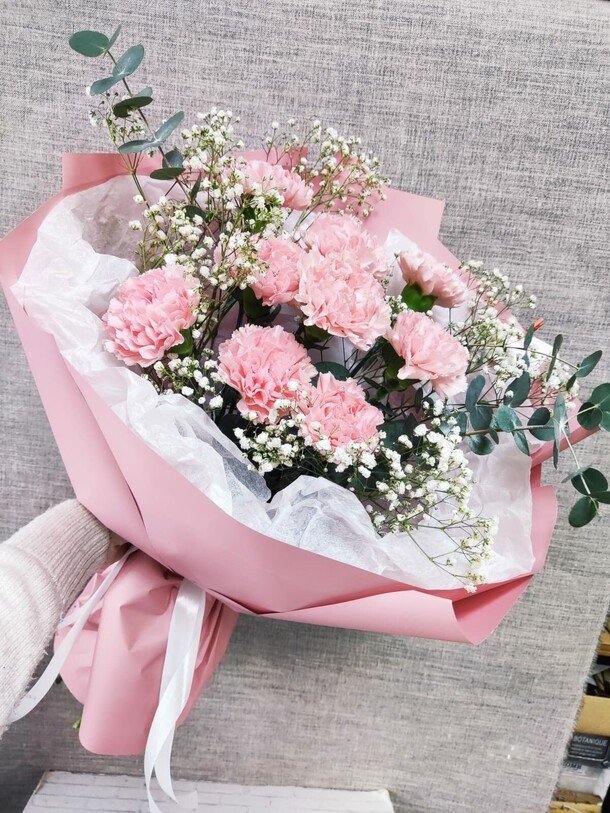 Букет из диантусов, артикул F1362849 - 3990 рублей, доставка по городу. Flawery - доставка цветов