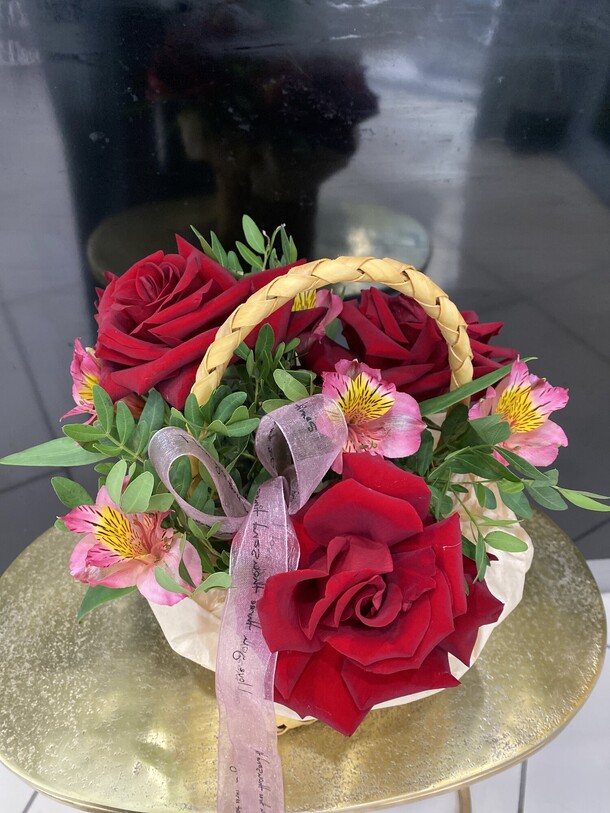 Вдохновение, артикул F1212098 - 4160 рублей, доставка по городу. Flawery - доставка цветов