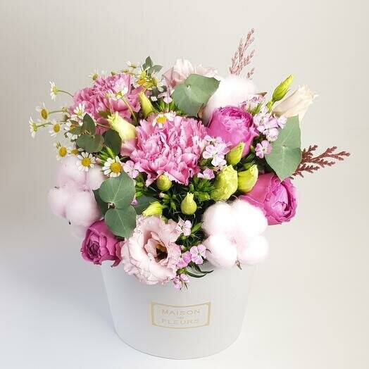 Нежная зефирка с хлопком и ромашками maxi, артикул F1334879 - 2909 рублей, доставка по городу. Flawery - доставка цветов