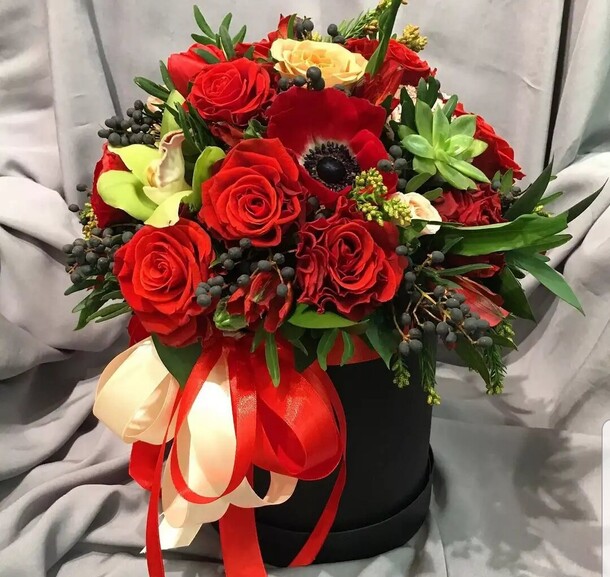 День влюблённых, артикул F102139 - 13200 рублей, доставка по городу. Flawery - доставка цветов