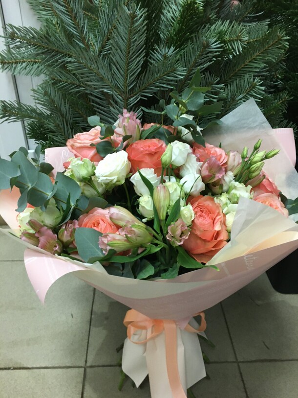 Букет рыжик, артикул F102195 - 7909 рублей, доставка по городу. Flawery - доставка цветов