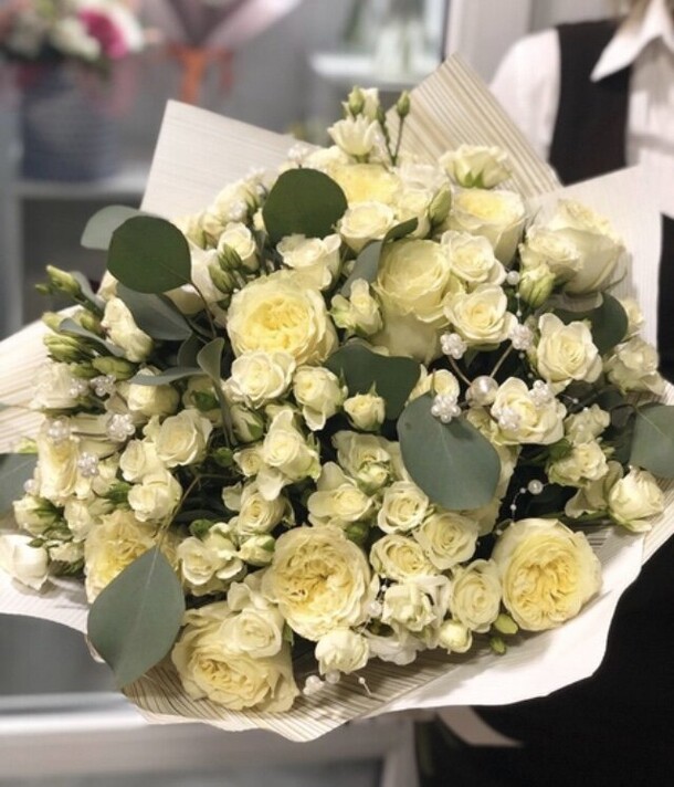 Белоснежка, артикул F1253288 - 13189 рублей, доставка по городу. Flawery - доставка цветов