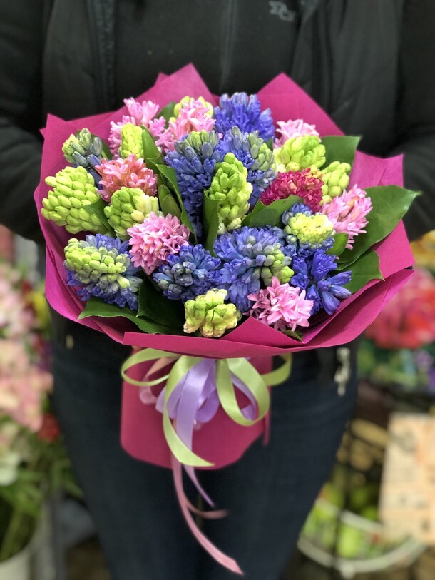 “радуга весной”, артикул F83050 - 10400 рублей, доставка по городу. Flawery - доставка цветов