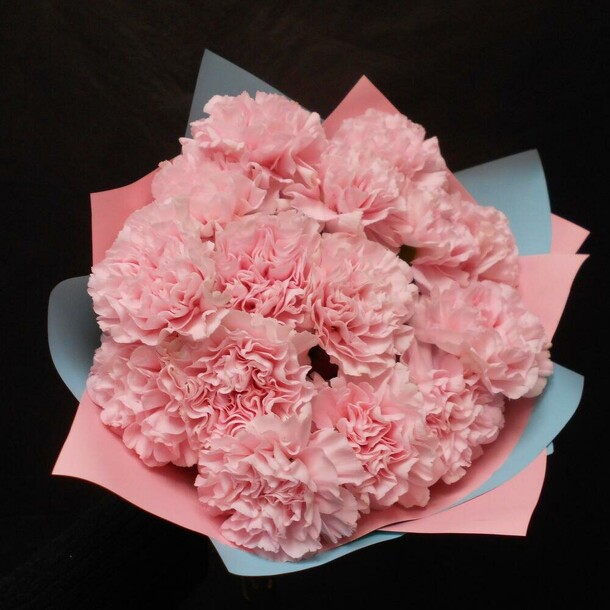 Букет  в розовых тонах, артикул F1156909 - 5800 рублей, доставка по городу. Flawery - доставка цветов