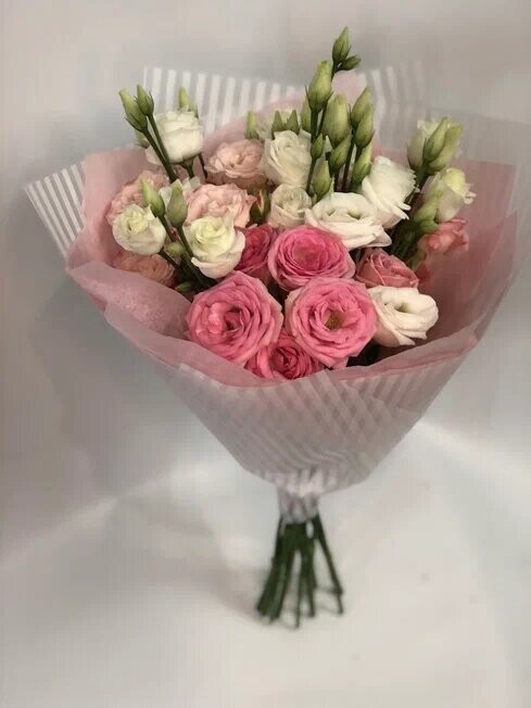 Весенний комплимент, артикул F1093185 - 5500 рублей, доставка по городу. Flawery - доставка цветов