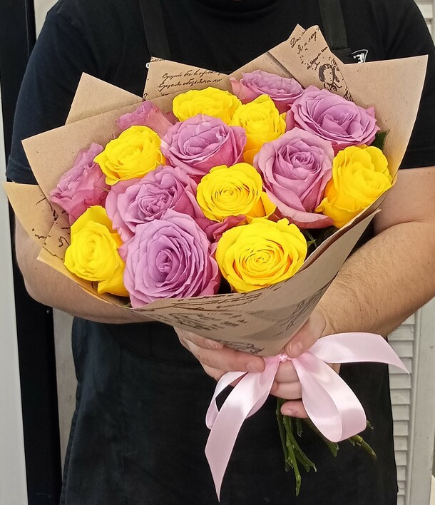 Букет из роз престиж, артикул F1145922 - 4989 рублей, доставка по городу. Flawery - доставка цветов