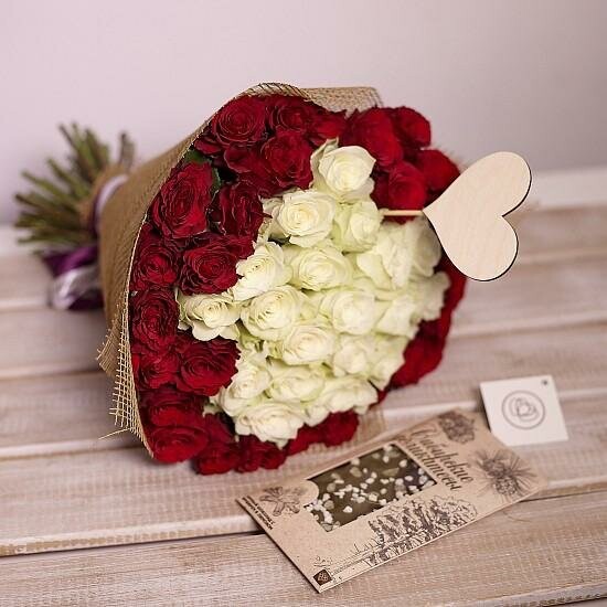 Букет роз «я люблю», артикул F1092251 - 9500 рублей, доставка по городу. Flawery - доставка цветов