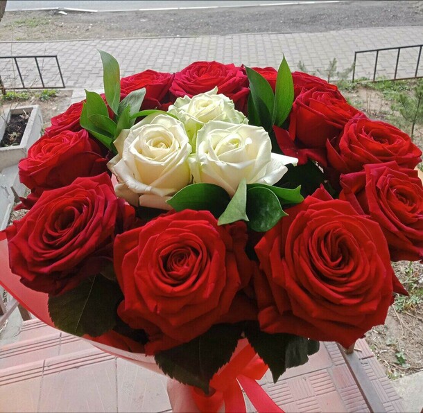 Букет «астерикс», артикул F1092343 - 4550 рублей, доставка по городу. Flawery - доставка цветов