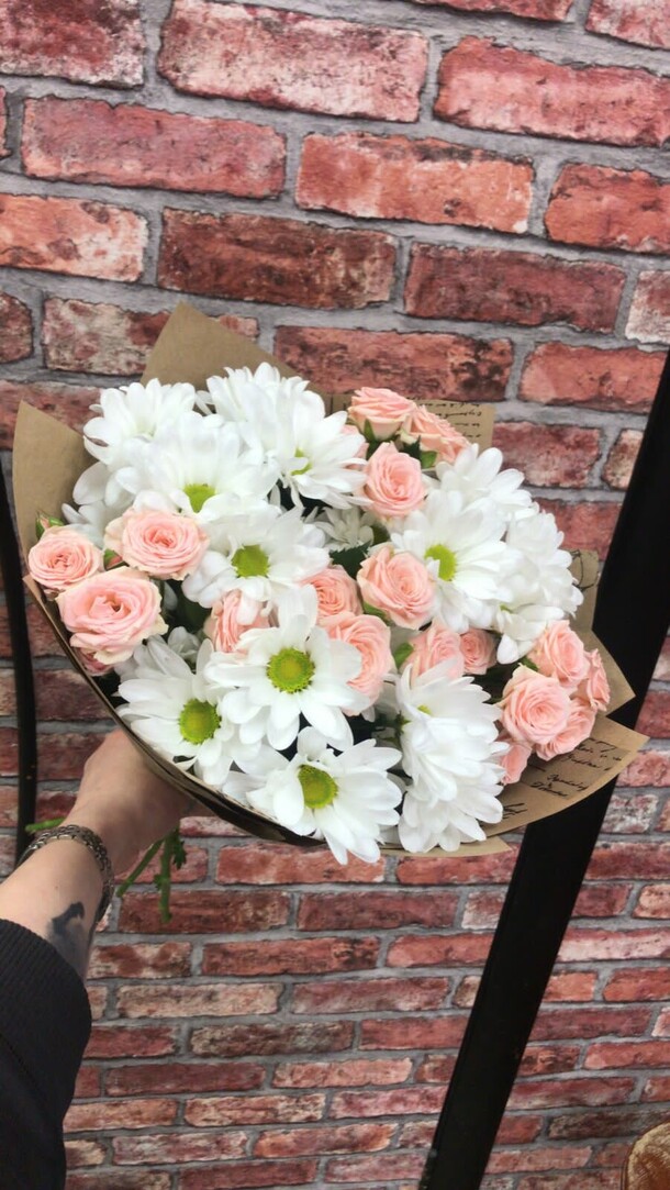 Букет «анрис», артикул F1115055 - 2320 рублей, доставка по городу. Flawery - доставка цветов