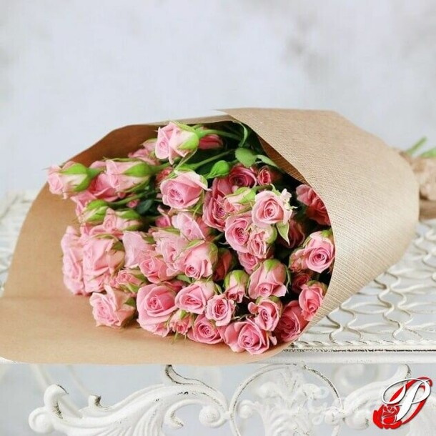 Кустовая роза лидия в крафте, артикул F85446 - 5650 рублей, доставка по городу. Flawery - доставка цветов