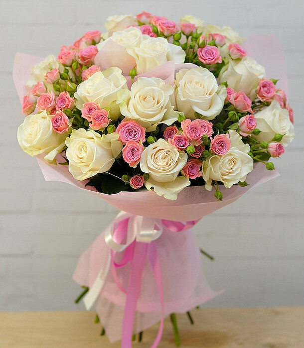 Букет «леди», артикул F93501 - 15250 рублей, доставка по городу. Flawery - доставка цветов