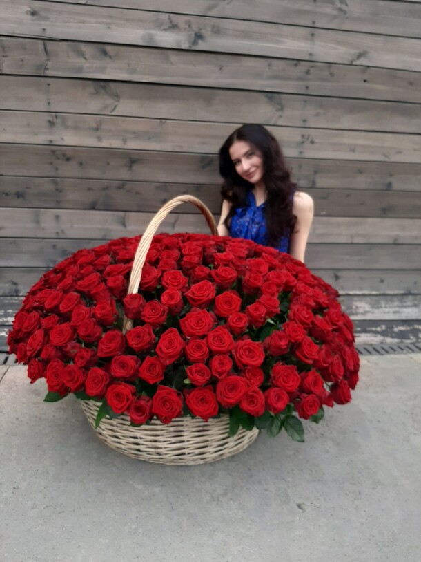 Океан роз, артикул F100665 - 112518 рублей, доставка по городу. Flawery - доставка цветов