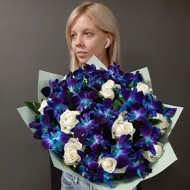 Космические ласки, артикул F1082438 - 8095 рублей, доставка по городу. Flawery - доставка цветов