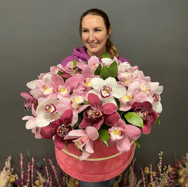 Коралловые бабочки, артикул F1083326 - 19348 рублей, доставка по городу. Flawery - доставка цветов