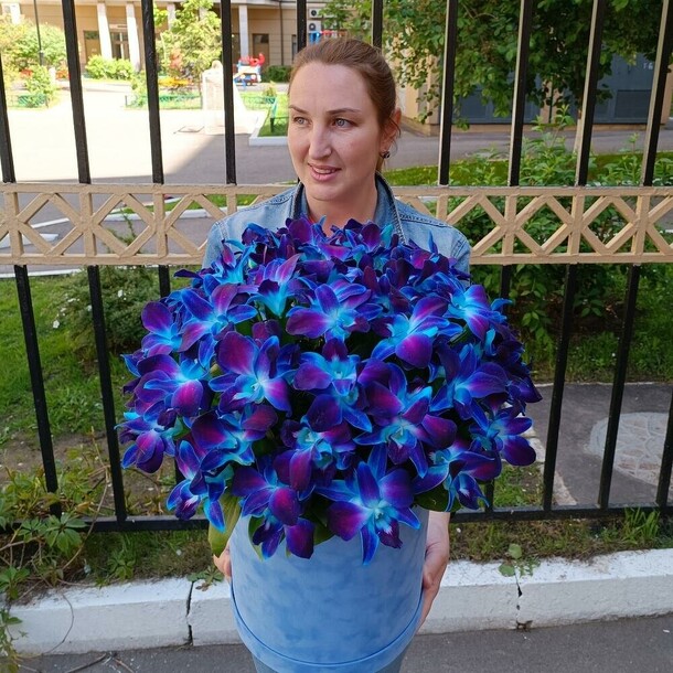 Космос бархат, артикул F1122215 - 10152 рублей, доставка по городу. Flawery - доставка цветов