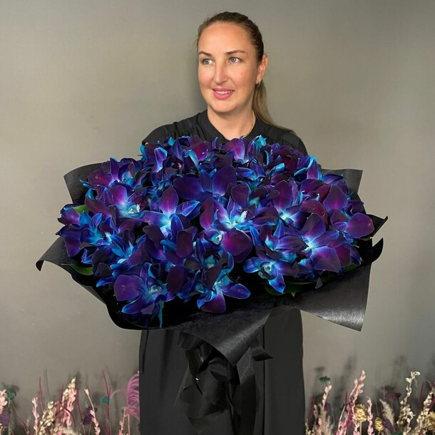 Космос ураган, артикул F1138749 - 9063 рублей, доставка по городу. Flawery - доставка цветов