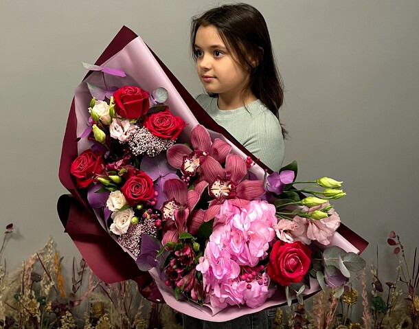 Фурия роха, артикул F1234093 - 7248 рублей, доставка по городу. Flawery - доставка цветов