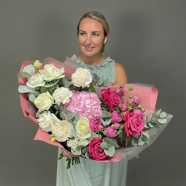 Ягодный микс, артикул F1369670 - 7490 рублей, доставка по городу. Flawery - доставка цветов