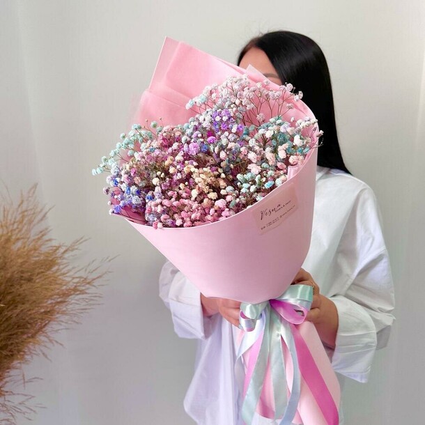 Букет гипсофилы розовый🌿размер s, артикул F1212943 - 2085 рублей, доставка по городу. Flawery - доставка цветов